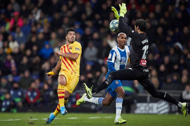 赵继伟25+11张镇麟19分辽宁胜广东 胡明轩21分