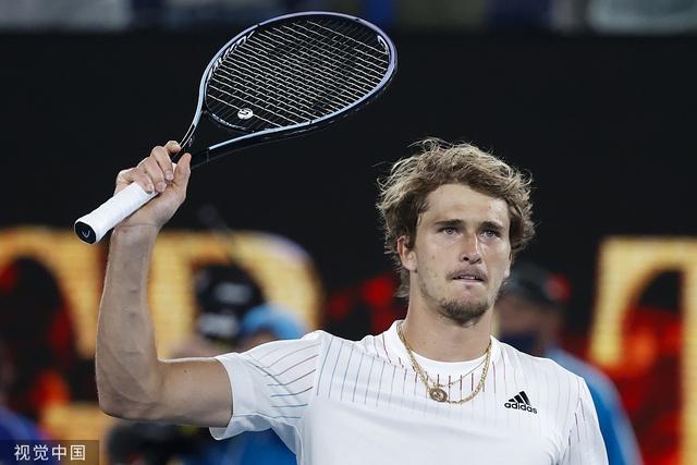 鄢手骐16+8+6辽宁不敌青岛 张陈治锋15+10