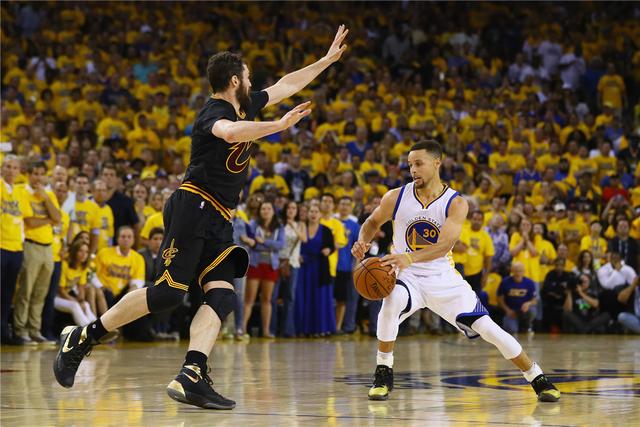 陈盈骏21分广州胜新疆 施韦德三双山西胜同曦